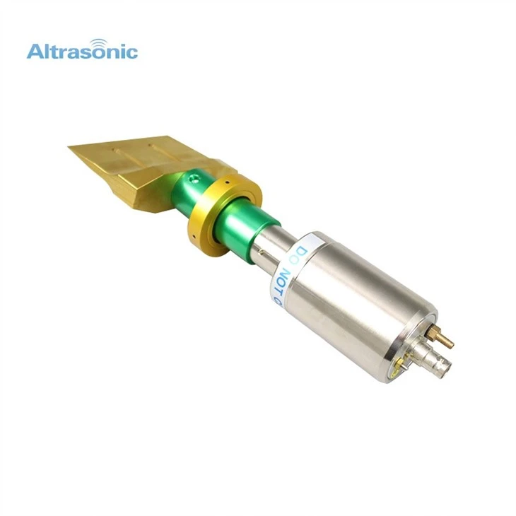 ultrasonic rubber cutter（10）
